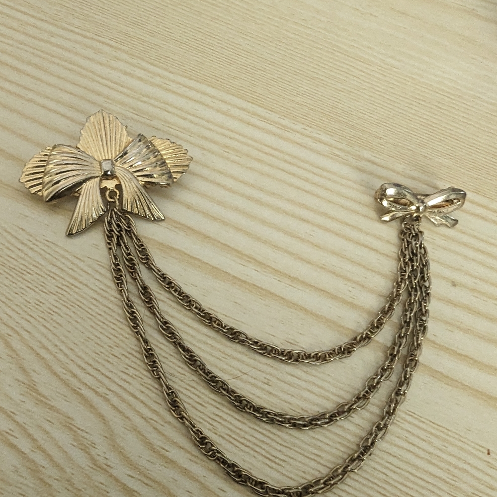 Goldtone Double Bow Chain Brooch